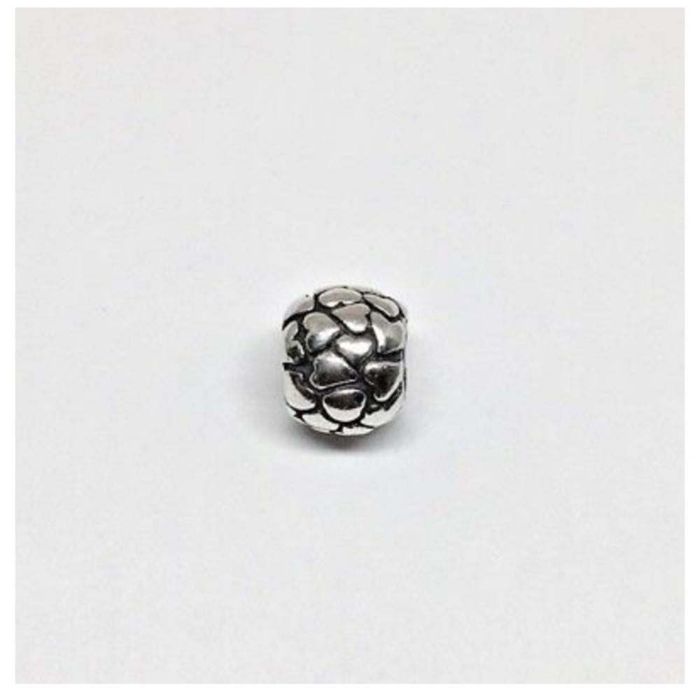 EUC Pandora Retired Cluster Hearts Charm